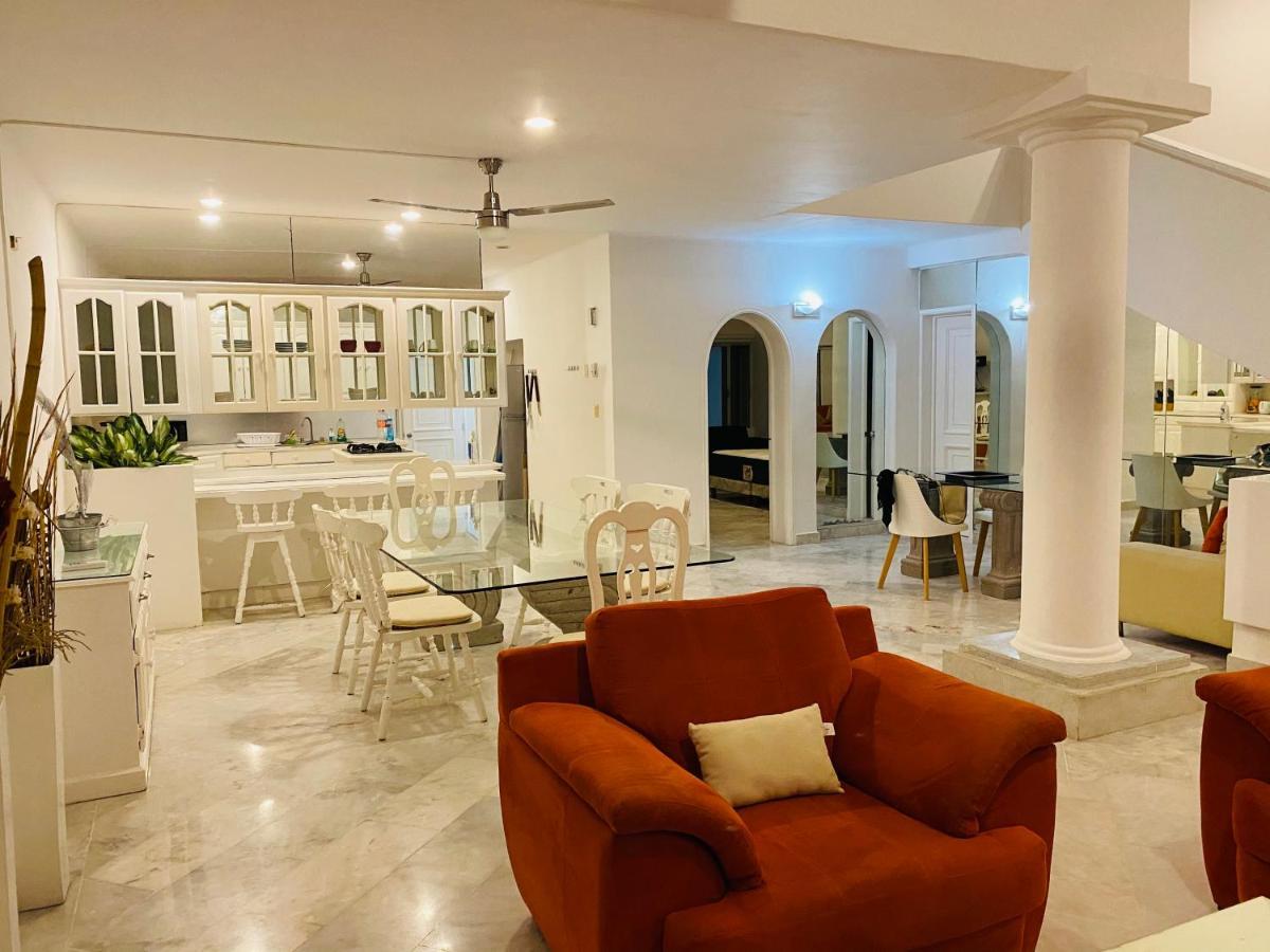 Casa Blanca Zh Kukulkan Mall Cancún Exteriér fotografie