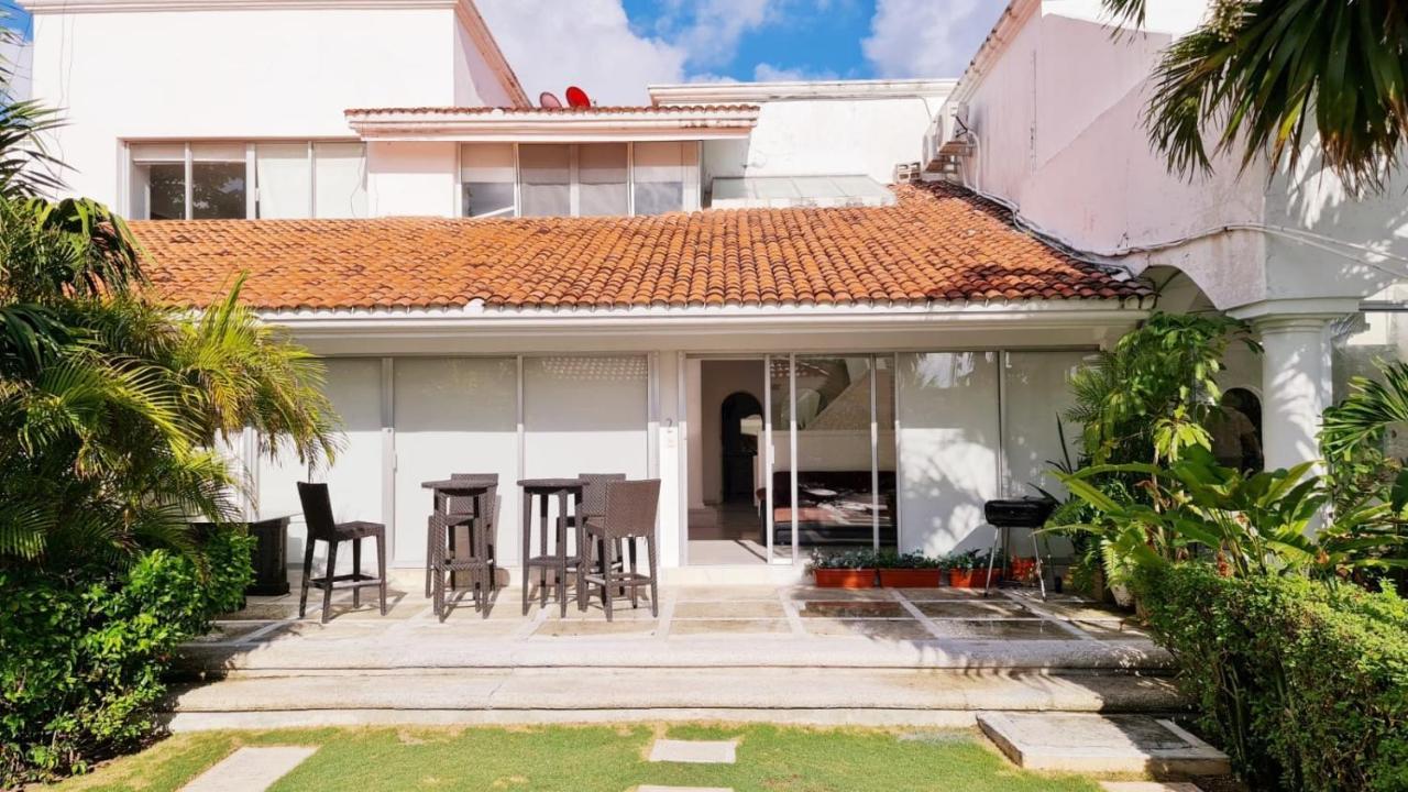 Casa Blanca Zh Kukulkan Mall Cancún Exteriér fotografie